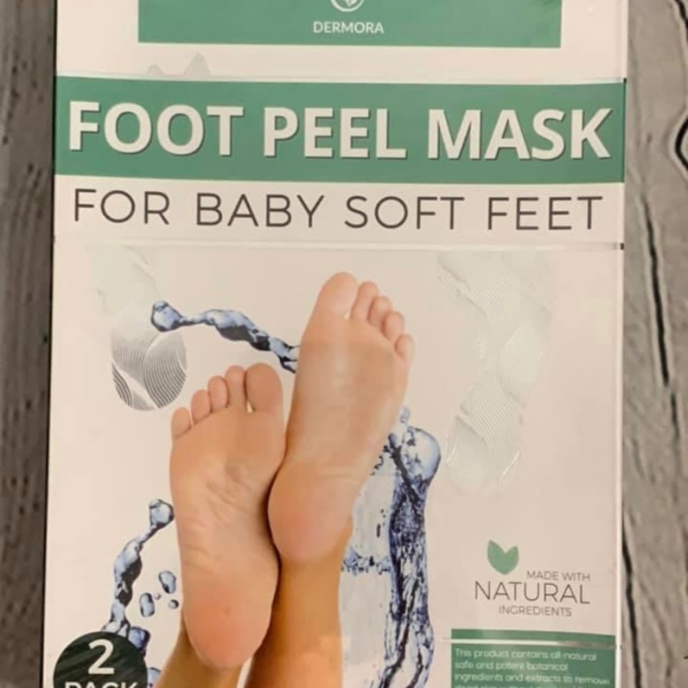 Derma foot peel mask
